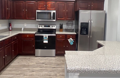 Selma House | Newer Built 4 Bedroom Home!
