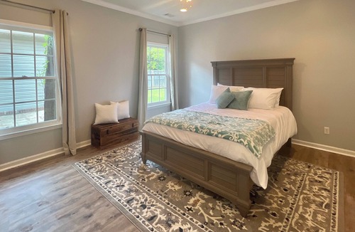 Selma House | Newer Built 4 Bedroom Home!