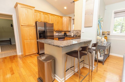 Rehoboth Beach House | Newly Available Upscale 3-bedroom Rehoboth Beach Getaway / Pool & Hot tub summer