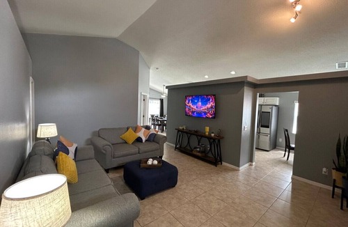 Florida Pines House | Newly listed - Modern & family friendly sleeps 9