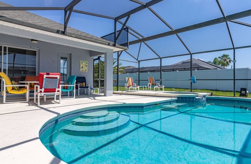Tuscan Ridge Villa | ⭐NEWLY REFURBISHED | 4 Bed Villa | Large Private Pool Deck | Minutes to Disney⭐