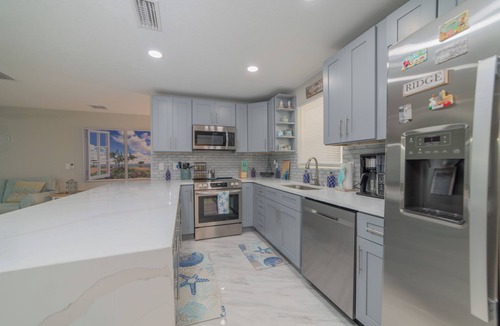 Port Orange House | Newly renovated, beautiful beach-themed 3BR/2BA home with a pool in Port Orange!