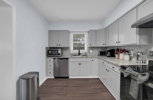 Gunter Afs House | Newly Renovated Home with Game Room & BBQ