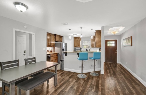 Navarre House | Nice clean 4-Bedroom home 10 mins from the beach