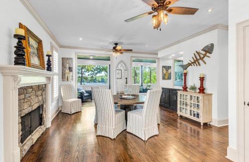 Dadeville House | No Worries on Lake Martin