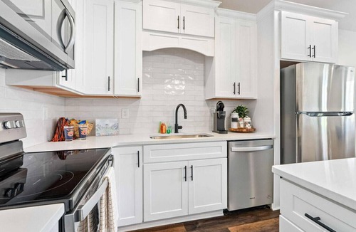 Auburn Villa | North Plains 10-8min to DT AU Stadium/Neville Arena, 280, RTJ Golf