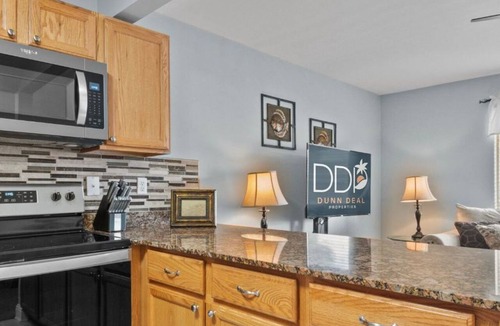 Biloxi Condo | Oak Shores 77 | Just a Short Walk to the Beach!