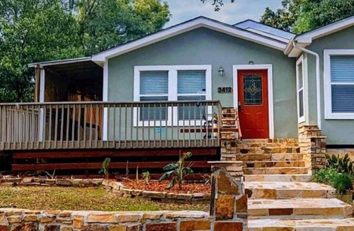 Gulfport House | Ocean Breeze Hideout 3 bedroom/2bath/5 beds