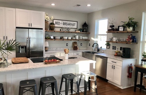 Long Beach House | Ocean view from EVERY room? Welcome to The Beach House! 3bed 3bath!