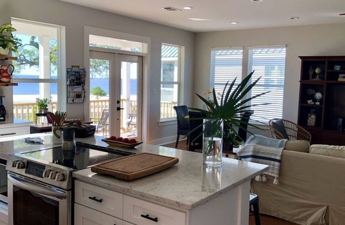 Long Beach House | Ocean view from EVERY room? Welcome to The Beach House! 3bed 3bath!