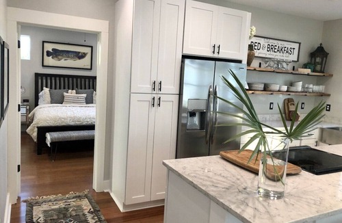 Long Beach House | Ocean view from EVERY room? Welcome to The Beach House! 3bed 3bath!