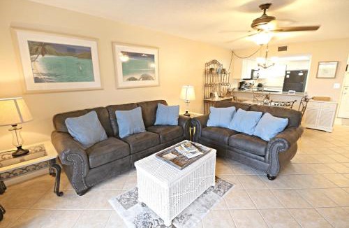 Butler Beach House | Ocean Village Club P17