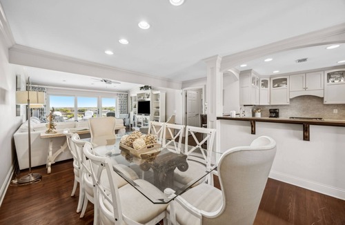 Fernandina Beach Villa | Oceanfront Pet-Friendly Retreat w/Private Courtyard