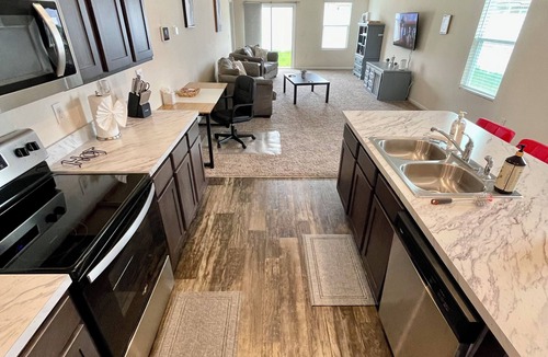 Westside House | Off the Beaten Path 3BR Near Cecil & Equestrian