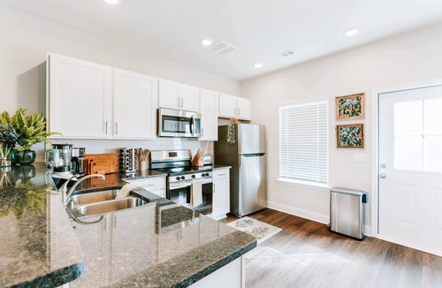 Milledgeville House | Old Capital - Prof. Design, Mins to GCSU, DT, Lake