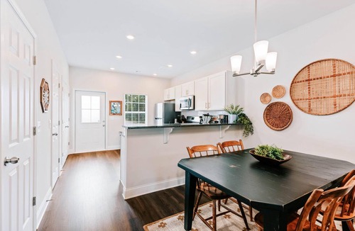 Milledgeville House | Old Capital - Prof. Design, Mins to GCSU, DT, Lake