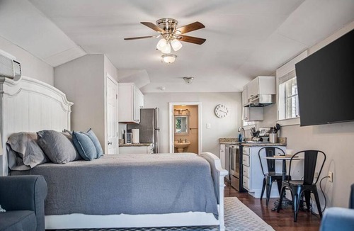Mobile Apartment | Old Dauphin Way Historic Home - Unit 1