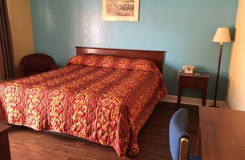 Tuscaloosa Hotel | Ole English Inn