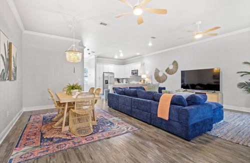 Mississippi City House | ON THE BEACH;ROOF TOP DECK; ELEVATOR Unique and spacious beach getaway