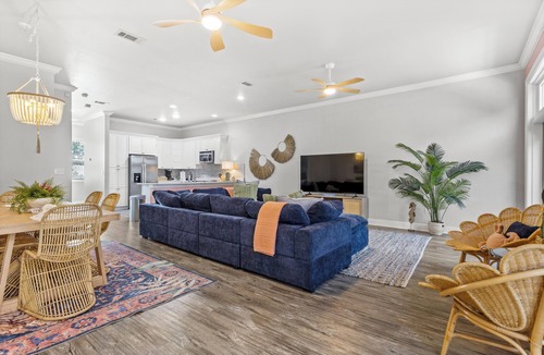 Mississippi City House | ON THE BEACH;ROOF TOP DECK; ELEVATOR Unique and spacious beach getaway