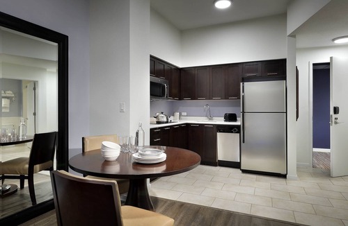 Celebration Apartment | One-Bedroom Apartment near Disney