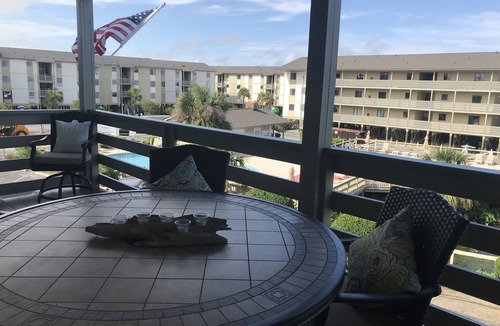 Tybee Island Condo | One of the best newly renovated units in the complex.Partial ocean and pool view