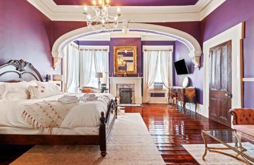 Faubourg Marigny Villa | Opulent Historic Villa w Heated Pool 5br 6ba