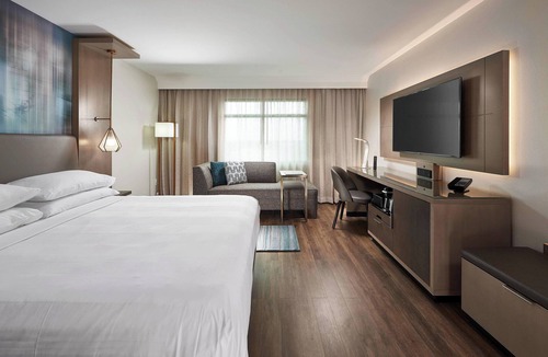 Lake Mary Hotel | Orlando Marriott Lake Mary