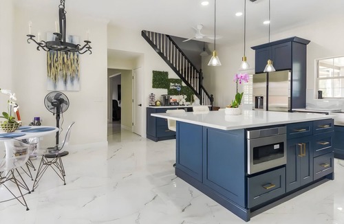 Oviedo House | Orlando Spacious Modern Comforts