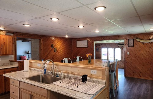 Barbeau Cabin | Outdoor Paradise @ the "Lower Dam Lodge" Located on the St. Marys River