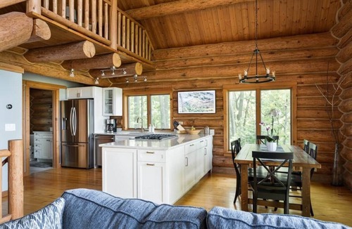 Lake Leelanau House | Overby Woods cabin - with Hot Tub & Lake MI Views