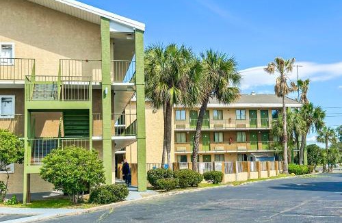 Mobile Hotel | OYO Hotel Mobile, AL I-65 at Airport Blvd