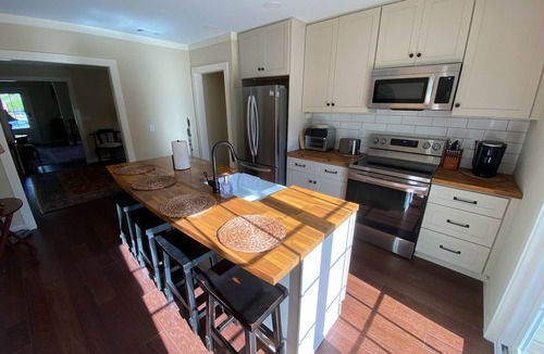 Moultrie House | Palm Cottage by Kirk Murphy Hospitality