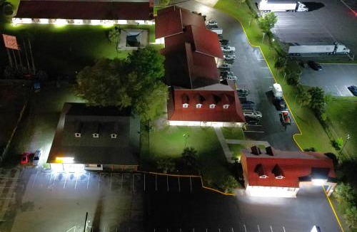 Lake City Hotel | Palms Garden Inn