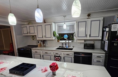 Estral Beach House | Paradise found in this charming 2-bedroom house on Lake Erie Waterfront