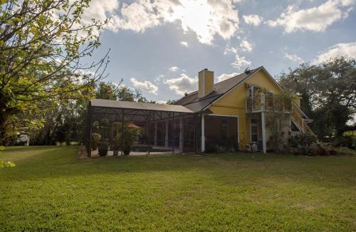 Lake Mary Apartment | Paradise in a country setting 1100 sq ft apartment