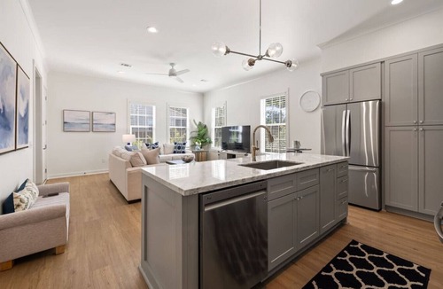 Pass Christian Villa | Pass Christian 3BR Townhome - Pool - Sleeps 6