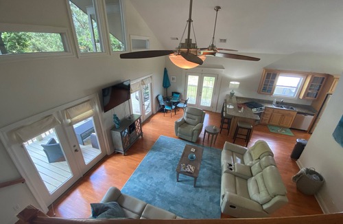Pass Christian House | Pass Christian Waterfront w/Private HEATED Pool & Beautiful Back Porch