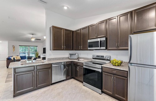 Palm Coast House | Peace Of Paradise | Small Dogs | Fenced | Close to Golf, Shopping & Flagler Beach | Garage