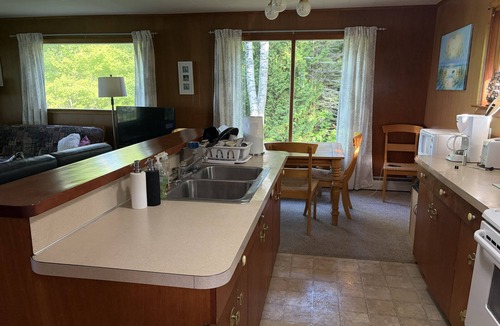 Cheboygan House | Peaceful 3BR paradise on Lake Huron, 100ft shoreline, ideal for a retreat!