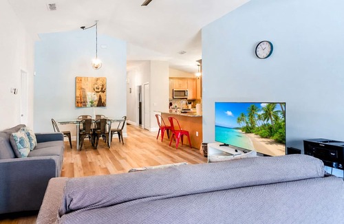 Sandy Ridge House | Peaceful 4BR Pool Villa Near Disney