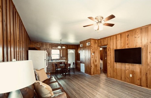 Lake Village Cabin | Peaceful cabin in orchard with Lake Chicot views!