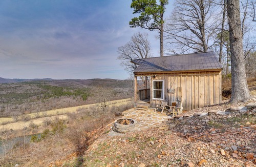 Mountain View Apartment | Peaceful ‘Mountain Air’ Getaway w/Fire Pit!