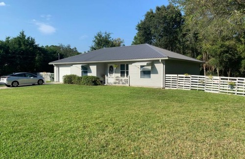 St. Augustine House | Peaceful, nature-vibes getaway minutes to St Augustine. Small-dog friendly!