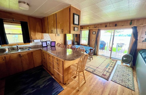 Traverse City House | Peaceful Traverse City Lake Front w/Fireplace, Sauna, & Kayaks, Pontoon Avail.