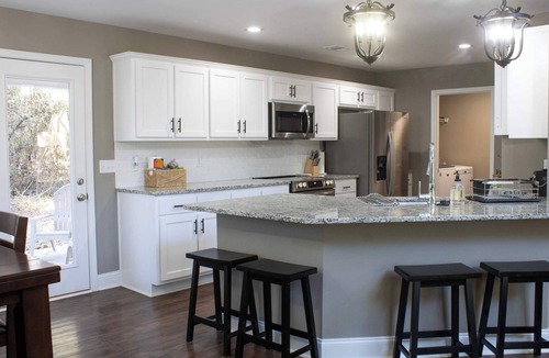 Columbus House | Peach State Hideaway, The Columbus Escape