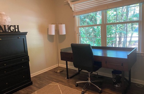 Peachtree City House | Peachtree City Ranch with full basement mother-in-law apartment.