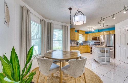 North Northwest Pensacola House | Pensacola Paradise - HTD Pool, Jacuzzi, Game Room