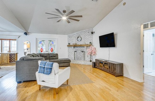 North Northwest Pensacola House | Pensacola Paradise - HTD Pool, Jacuzzi, Game Room