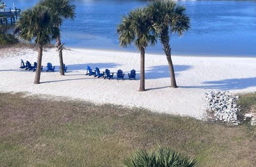 Ono Island Apartment | Perdido Escape Spacious 3BR 3BA Condo Beach Pool